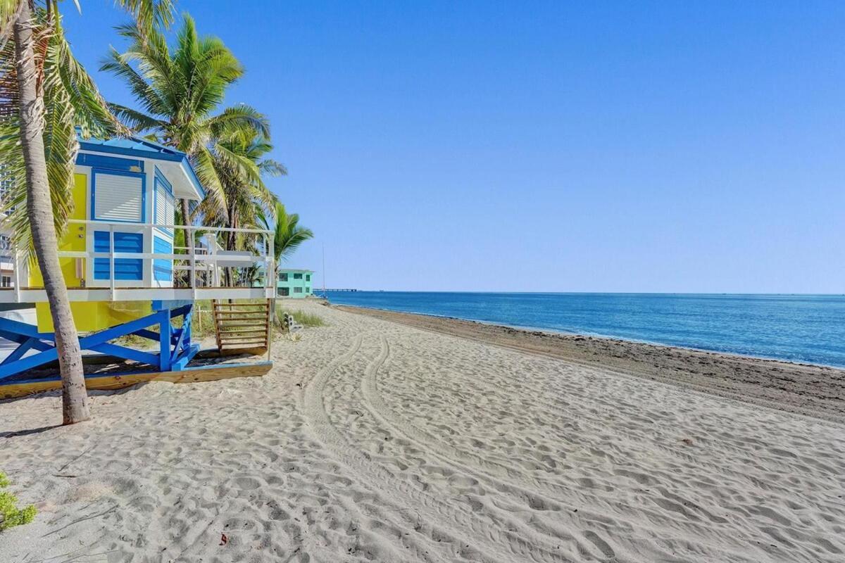 Waves On Desoto Rental Unit With Pool Hollywood Exterior foto