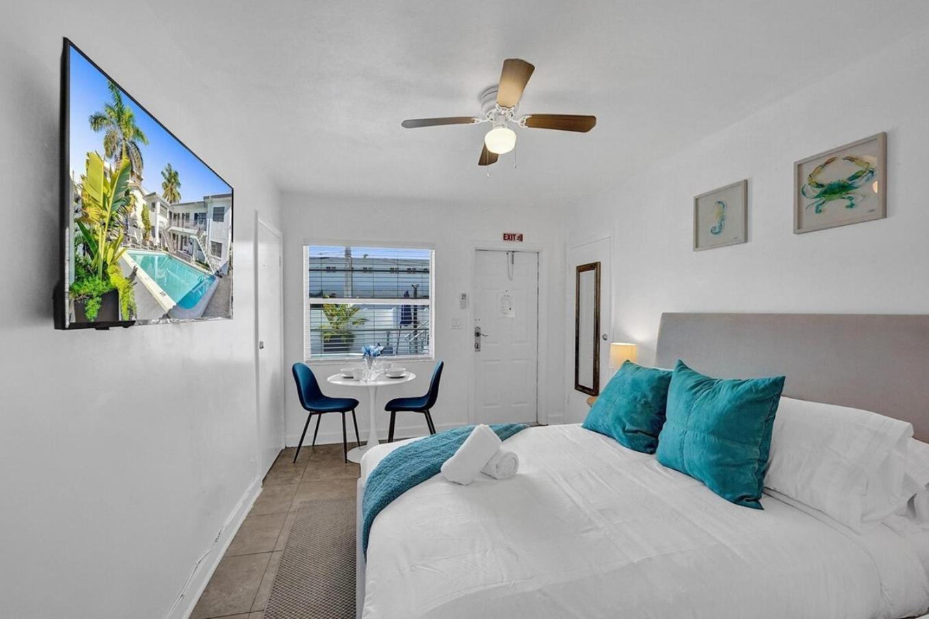 Waves On Desoto Rental Unit With Pool Hollywood Exterior foto
