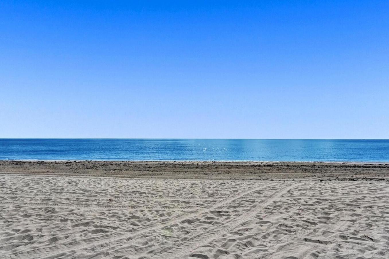 Waves On Desoto Rental Unit With Pool Hollywood Exterior foto